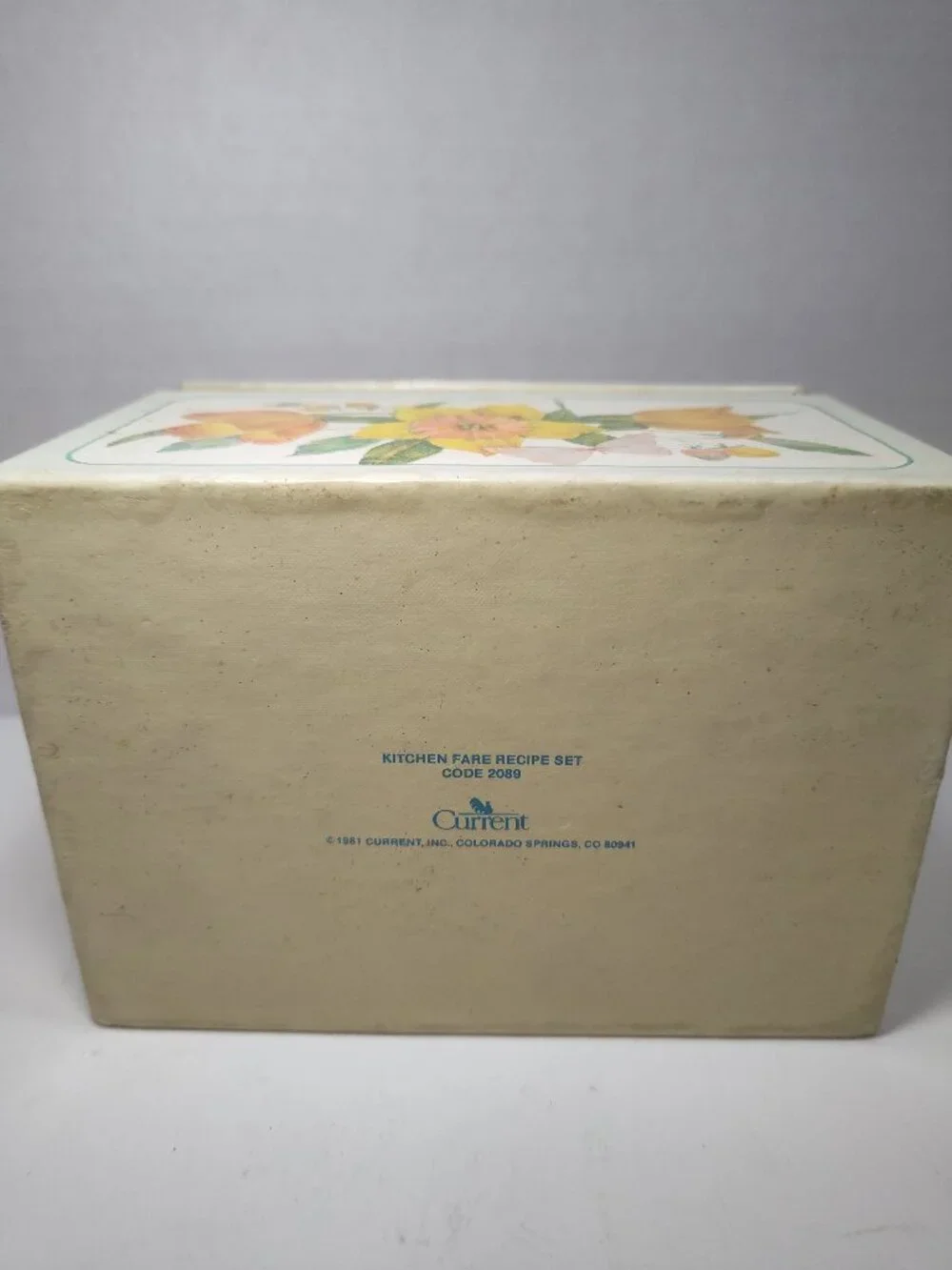 Vintage 1981 Current Kitchen Fare Recipe Card Box w/ Cards Floral Recipe Set